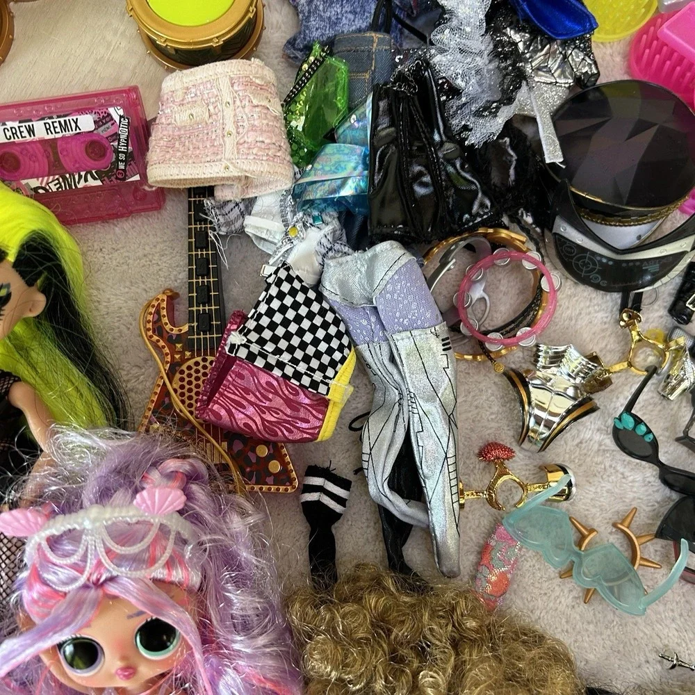 MGA LOL OMG Surprise 10‎ Doll Bundle with Accessories Dolls